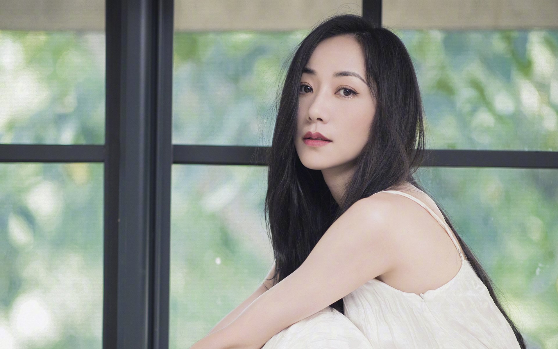 西甲裁判系统集成多语种实时翻译+语义整合模块，cel西甲