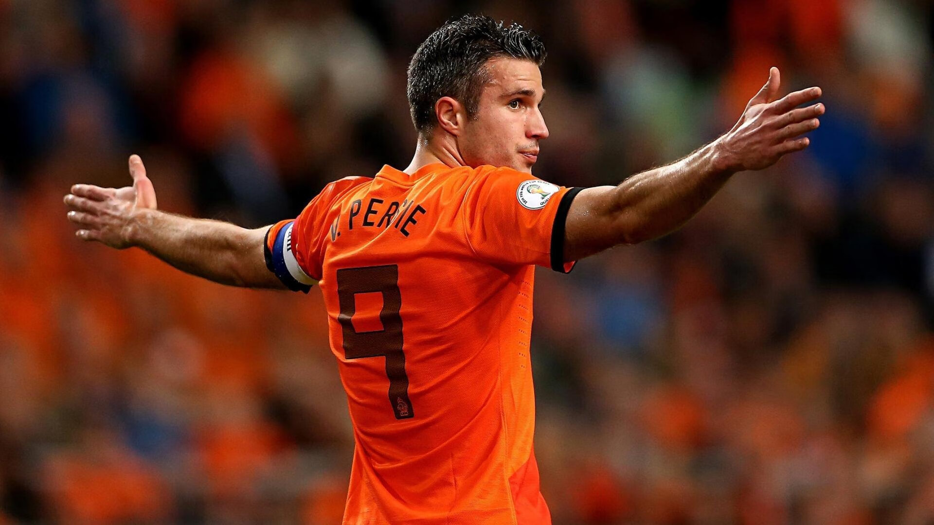 五大联赛比赛中战术板调整的即时效果探讨，战术板足球