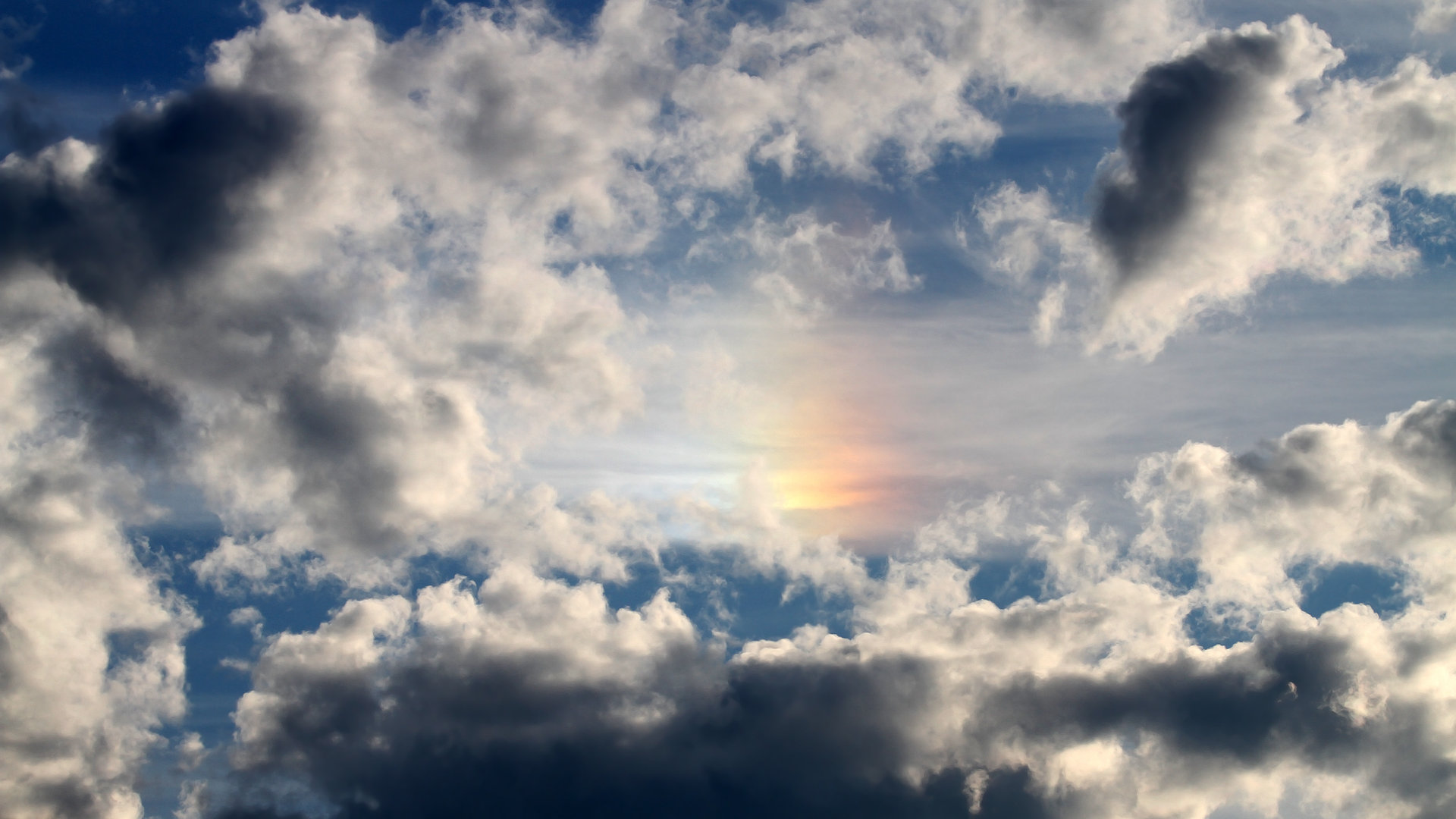 亚冠联赛中国女足晋级 球员配合默契提升，中国女足亚少赛