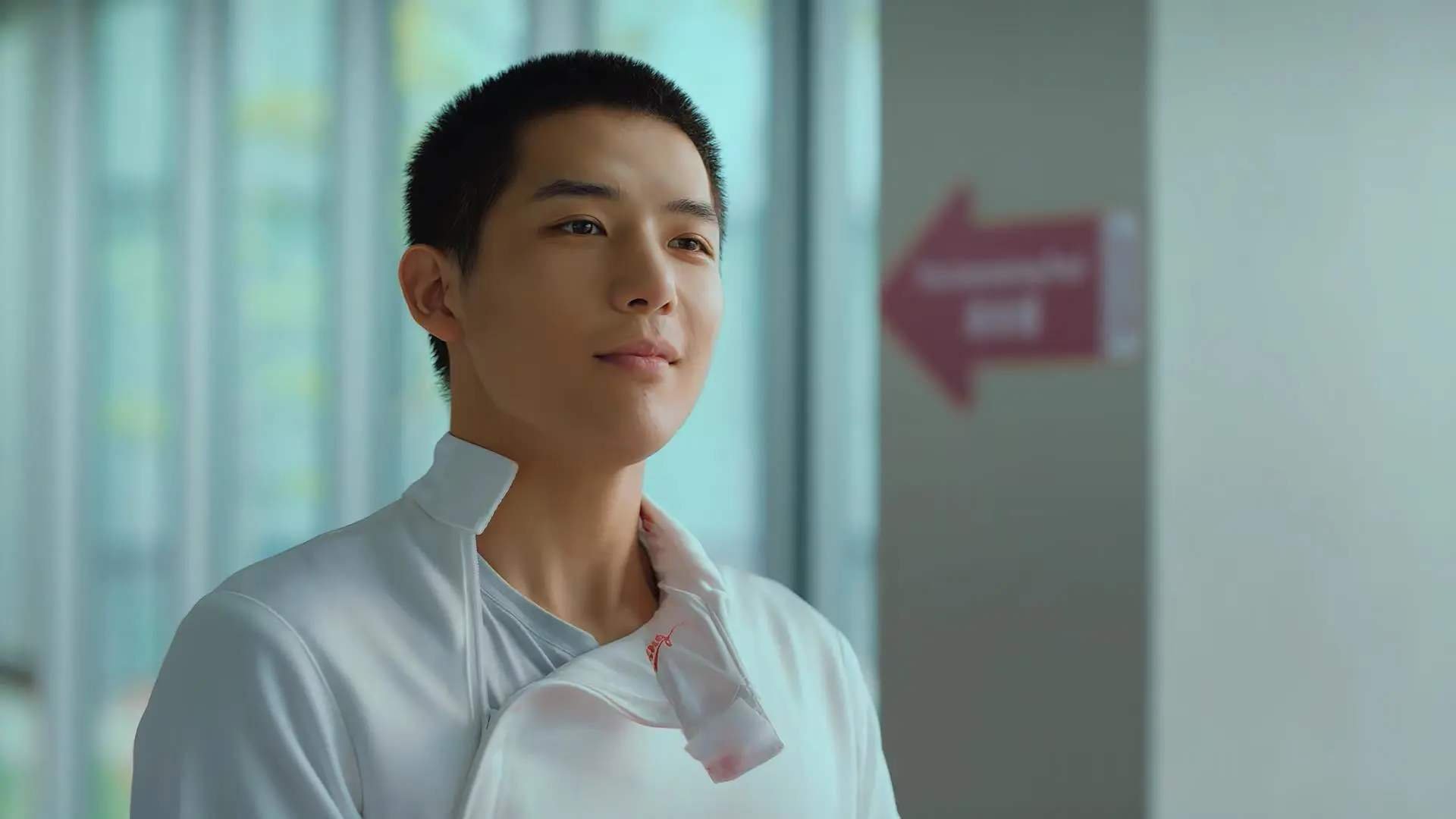 爱游戏电竞官网-德甲联赛的绿色可持续发展策略，德甲绿色队服