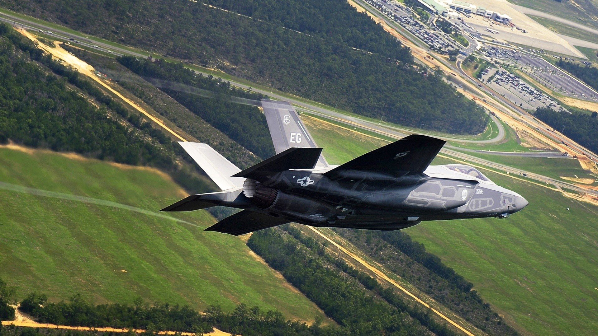 替补球员把握上场机会关键时刻送出决定性助攻,替补球员应从什么位置入场